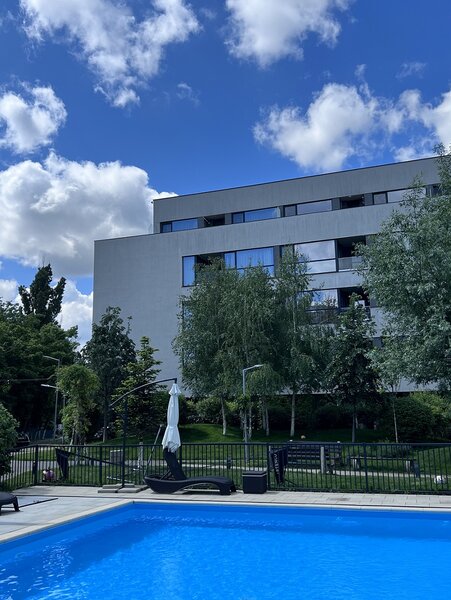 Lacul Straulesti, Mall Colosseum,